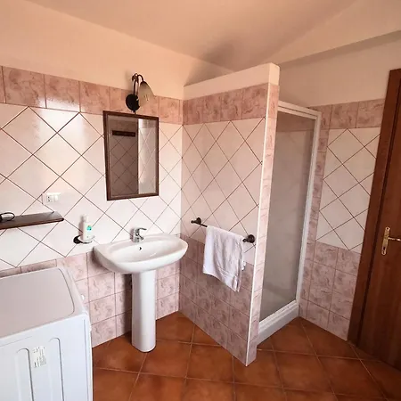 Yellon House Santa Maria Navarrese