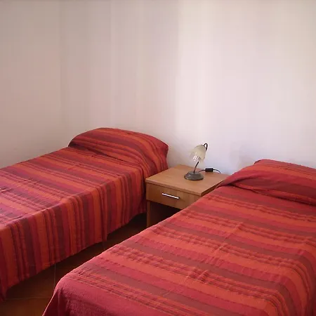 Yellon House Apartment *