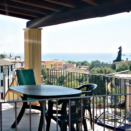 Yellon House 아파트