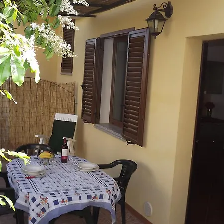 Apartment Yellon House Santa Maria Navarrese