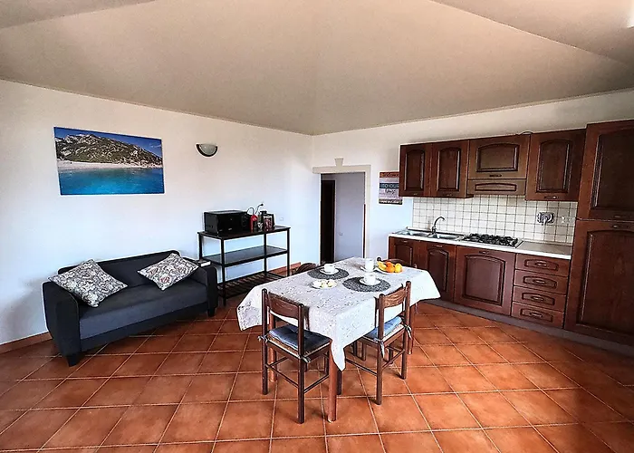 Yellon House Apartman *