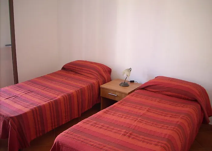 Yellon House Apartman *